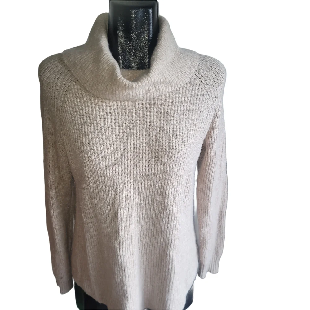 Tahari Cream Merino Wool Blend Turtleneck Sweater Size S - Picture 2 of 7